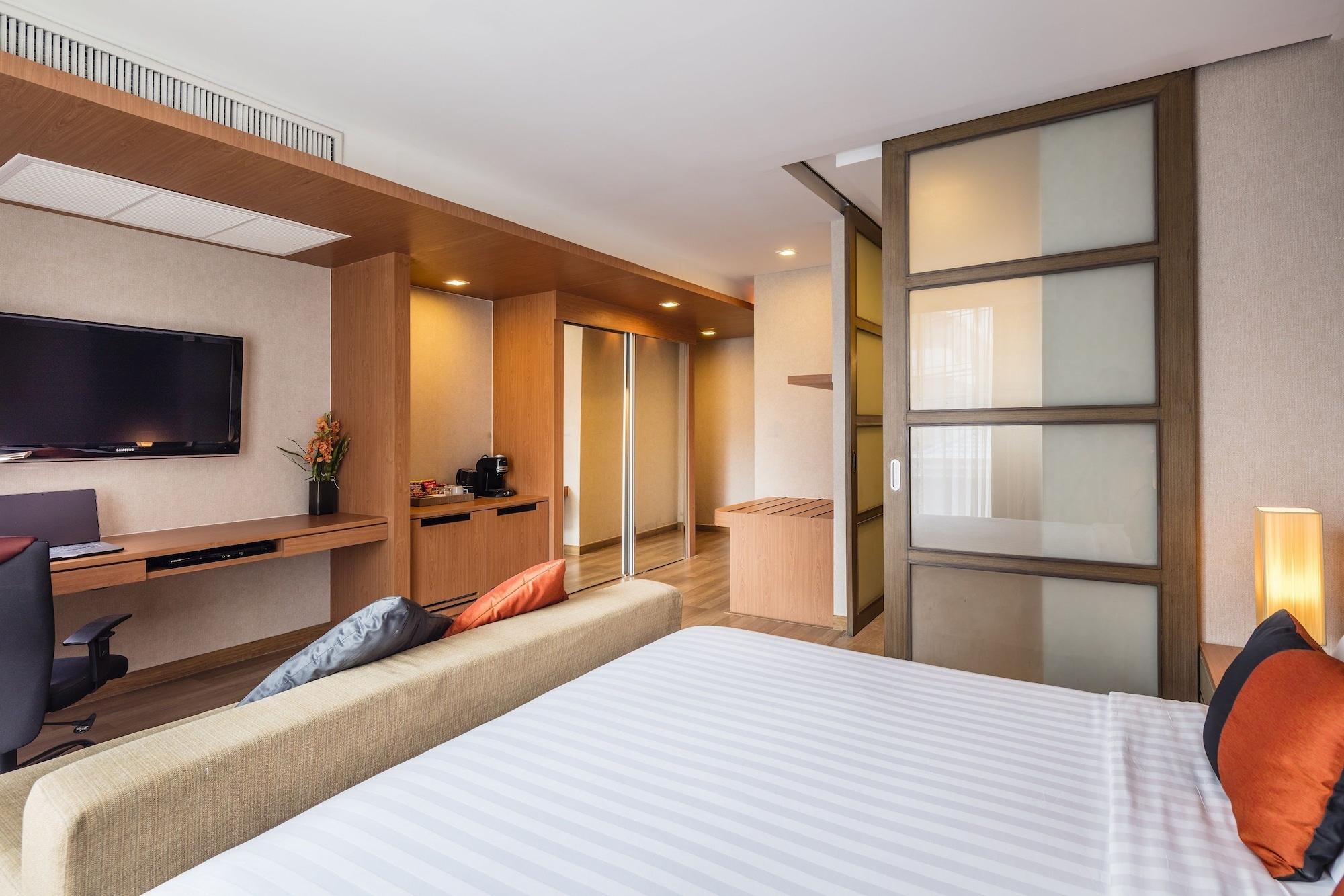 Hotel Solo, Sukhumvit 2, Bangkok - SHA Extra Plus Bagian luar foto