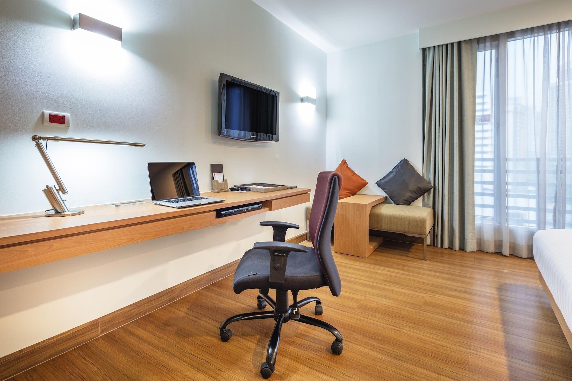 Hotel Solo, Sukhumvit 2, Bangkok - SHA Extra Plus Bagian luar foto
