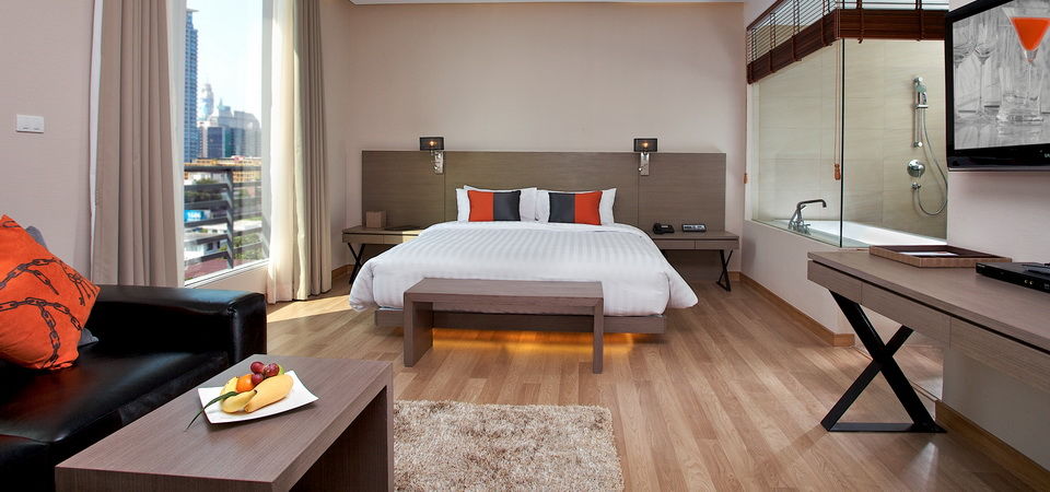 Hotel Solo, Sukhumvit 2, Bangkok - SHA Extra Plus Bagian luar foto